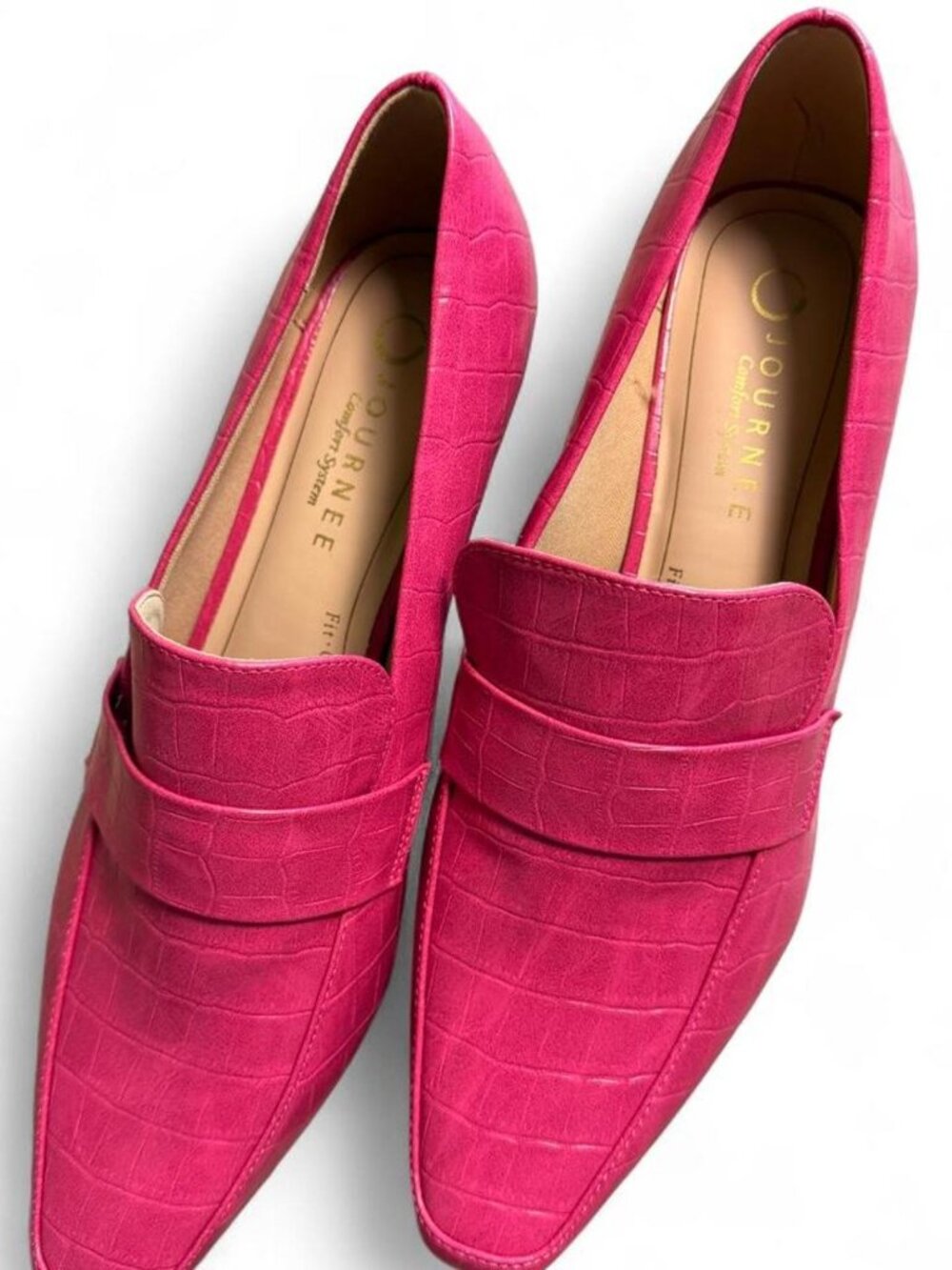 Journee Collection Pink Croc Embossed Loafer Pumps Kitten Heel Size 9.5 - Picture 2 of 4